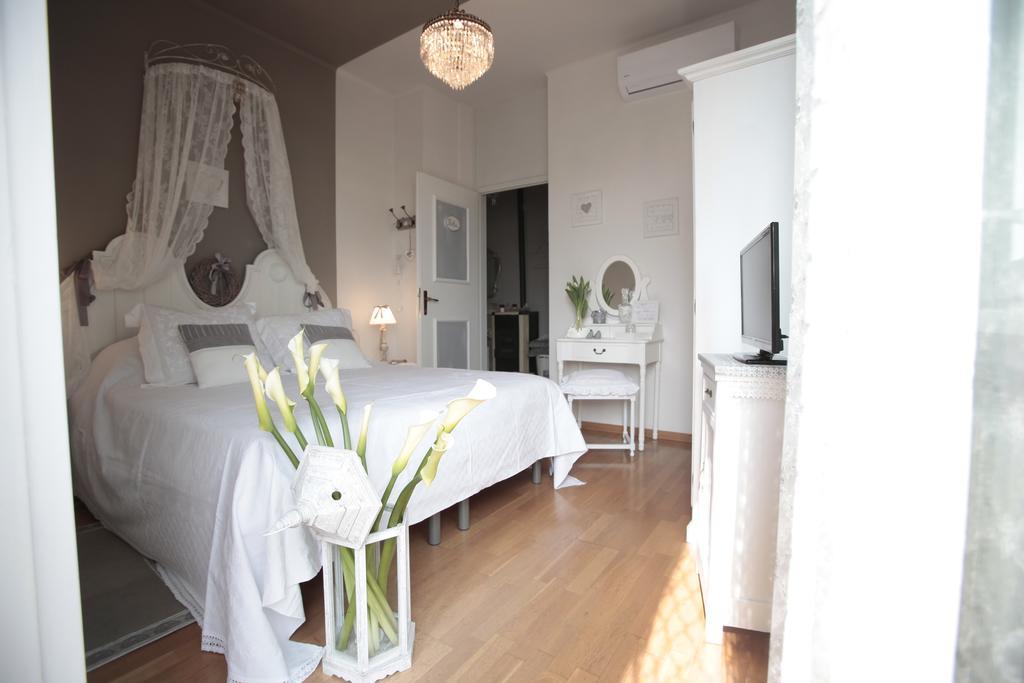B&B La Casa Di Pamela Casciago Екстериор снимка