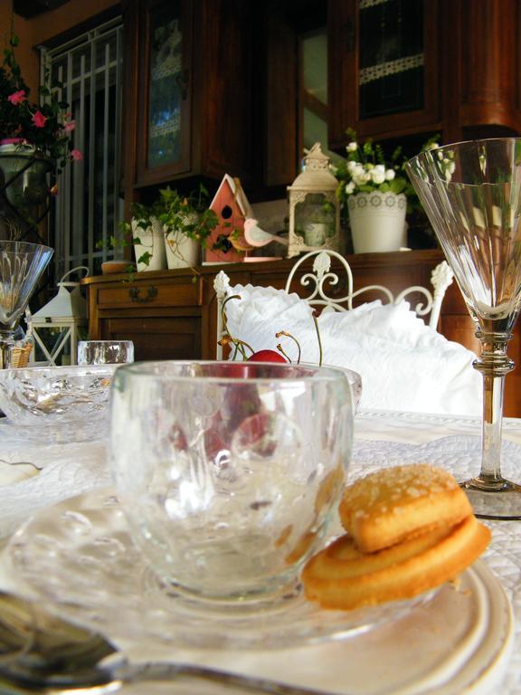 B&B La Casa Di Pamela Casciago Екстериор снимка